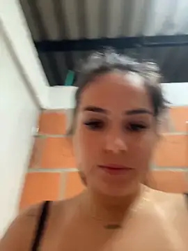 amberbakee online show from 10-28-25, 11:25