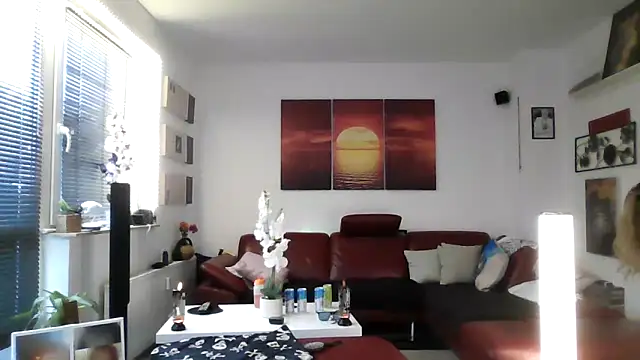 hellgirl1980 online show from 10-15-25, 01:33