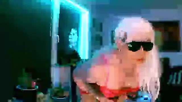 hellgirl1980 online show from 11-12-25, 11:03