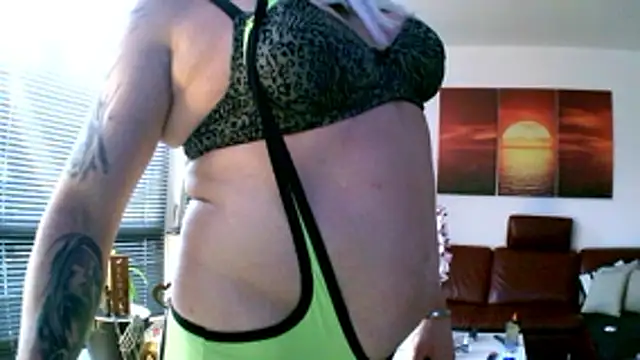 hellgirl1980 online show from 11-24-25, 12:49