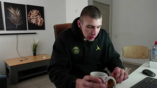 Ryan Dozer online show from 03-15-26, 07:58