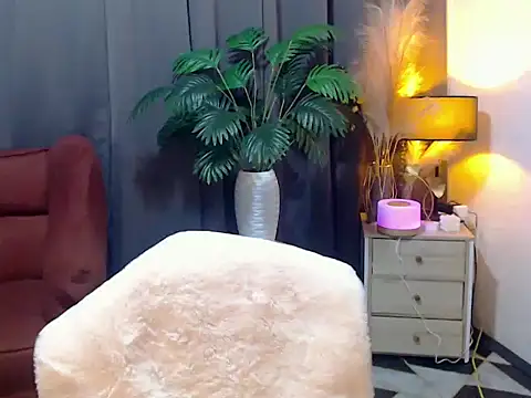 NautyBoyBrazeen 143 online show from 05-18-26, 01:45