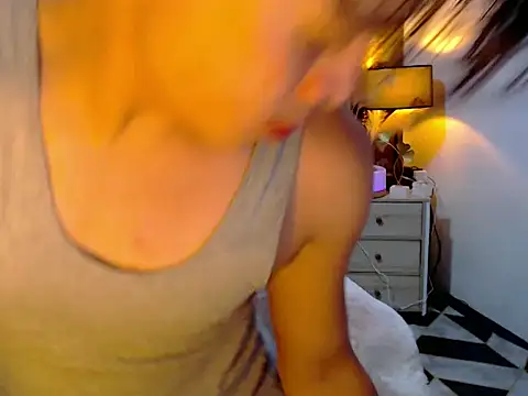 NautyBoyBrazeen 143 online show from 06-13-26, 11:41