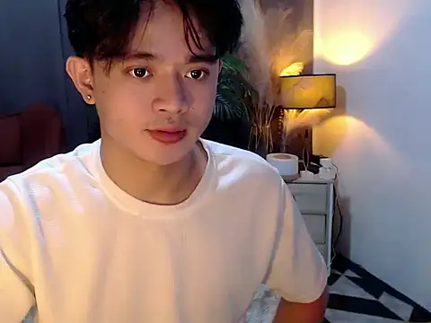 NautyBoyBrazeen 143 online show from 06-17-26, 11:01