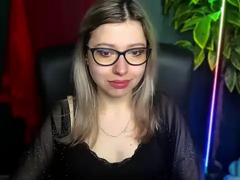 loveHeidi online show from 03-31-26, 04:24