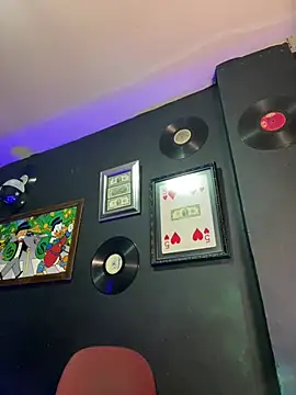 MASTER PIG FARMER online show from 03-27-26, 04:29