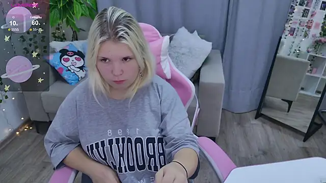 EmillyRogers online show from 09-14-25, 05:17