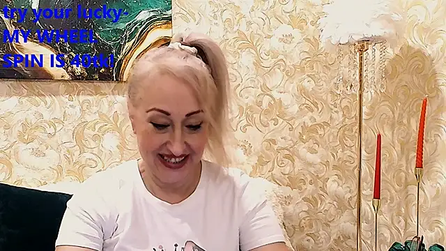  Sara  Smith  online show from 11-24-25, 06:35