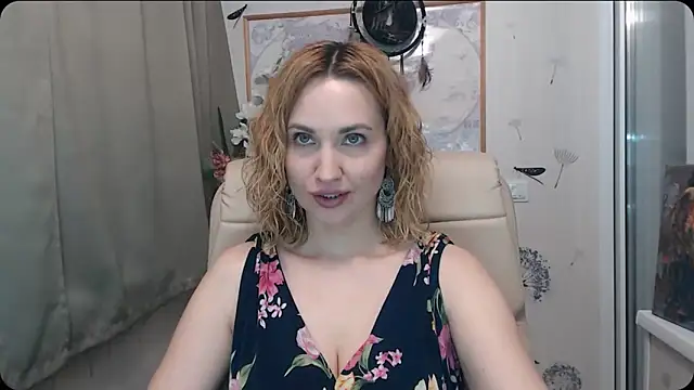 Snapshot of KatrinAlluring chatting on 02-06-26, 05:23 KatrinAlluring online show from 02-06-26, 05:23