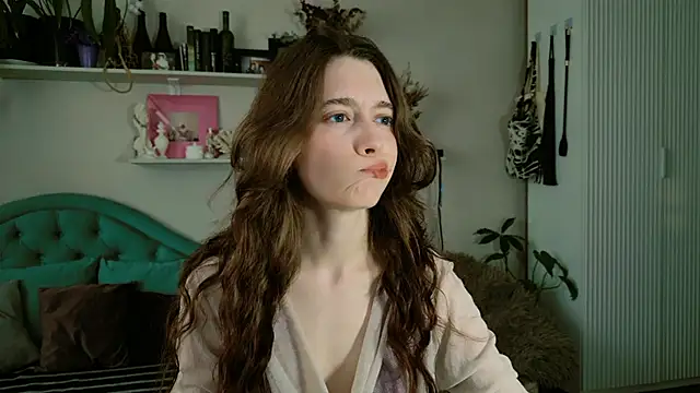 Snapshot of Yoka_paradoXXX chatting on 05-16-26, 11:20 Yoka paradoXXX online show from 05-16-26, 11:20
