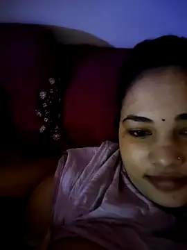 Snapshot of freedom70 chatting on 10-13-25, 12:10 freedom70 online show from 10-13-25, 12:10