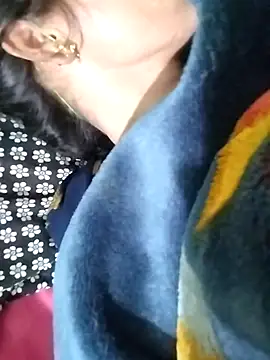 KIRTI12 HOT online show from 11-08-25, 08:18