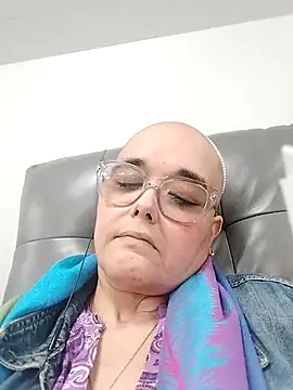 Snapshot of Yarry40 chatting on 01-13-26, 03:50 Yarry40 online show from 01-13-26, 03:50