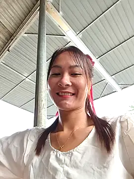 Yumyum kiw online show from 10-09-25, 05:49