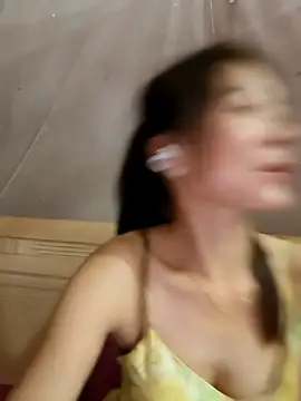 Yumyum kiw online show from 10-23-25, 12:43