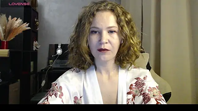 Snapshot of harpermoss chatting on 09-15-25, 07:14 harpermoss online show from 09-15-25, 07:14