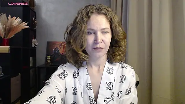 Snapshot of harpermoss chatting on 09-16-25, 06:42 harpermoss online show from 09-16-25, 06:42