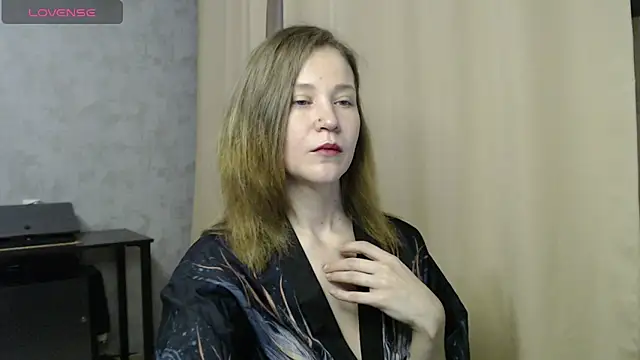 Snapshot of harpermoss chatting on 10-19-25, 08:20 harpermoss online show from 10-19-25, 08:20