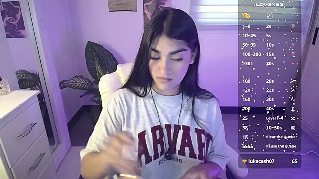 Snapshot of amarasilk_ chatting on 06-30-26, 10:33 amarasilk online show from 06-30-26, 10:33