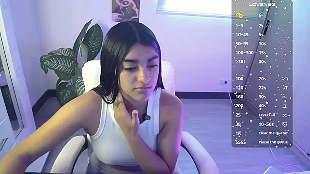 Snapshot of amarasilk_ chatting on 07-15-26, 10:15 amarasilk online show from 07-15-26, 10:15