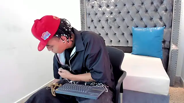 MARSHALL SPENCER online show from 11-18-25, 01:15