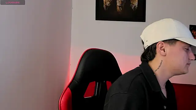 PeytonBox online show from 09-11-25, 11:43