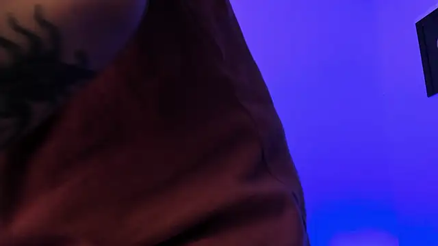 PeytonBox online show from 10-03-25, 11:51