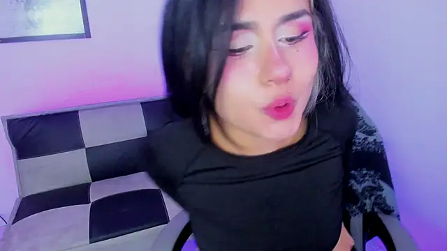 GwenHazel online show from 09-13-25, 11:32