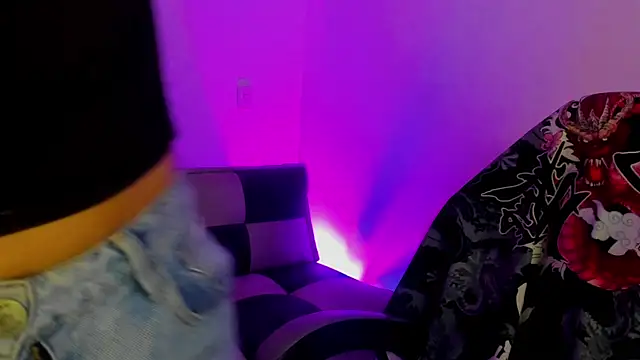 GwenHazel online show from 09-18-25, 11:12