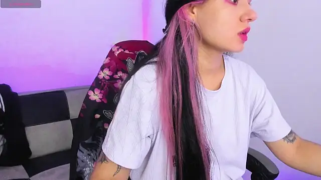 GwenHazel online show from 10-02-25, 12:23