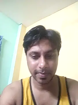 Snapshot of Flybye_0009 chatting on 06-07-26, 01:15 Flybye 0009 online show from 06-07-26, 01:15