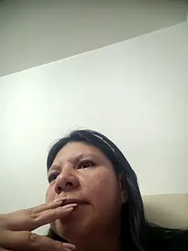 kinky momm online show from 10-07-25, 01:08