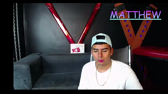 Snapshot of Matthewlodge chatting on 10-23-25, 02:38 Matthewlodge online show from 10-23-25, 02:38