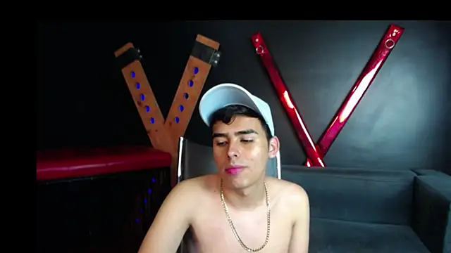 Snapshot of Matthewlodge chatting on 10-26-25, 03:23 Matthewlodge online show from 10-26-25, 03:23