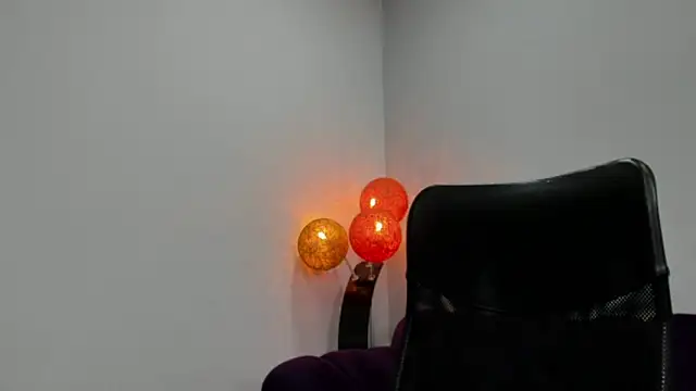 Snapshot of Matthewlodge chatting on 11-15-25, 03:48 Matthewlodge online show from 11-15-25, 03:48