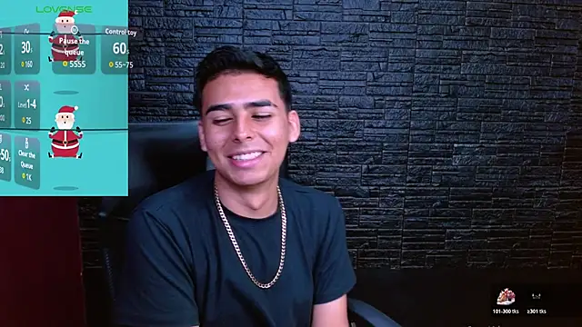 Snapshot of Matthewlodge chatting on 12-05-25, 02:36 Matthewlodge online show from 12-05-25, 02:36