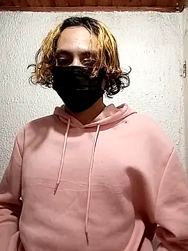 kittymutant99 online show from 12-04-25, 08:06