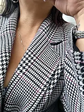 Misshot 01 online show from 09-30-25, 07:08