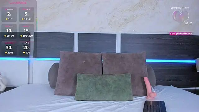 Snapshot of Susanna_Cute chatting on 12-03-25, 12:58 Susanna Cute online show from 12-03-25, 12:58