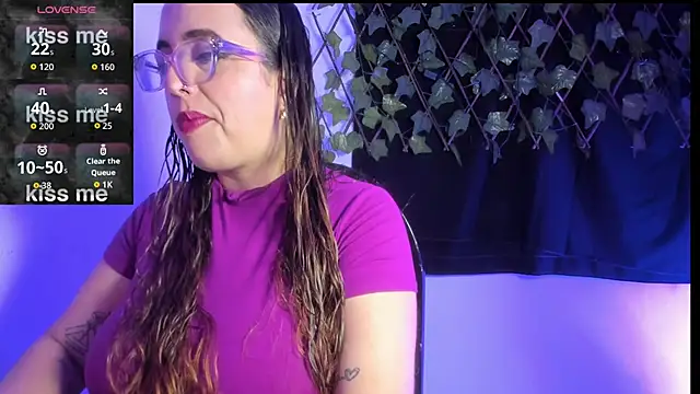 Snapshot of SussanMillerr_ chatting on 09-15-25, 01:27 SussanMillerr online show from 09-15-25, 01:27