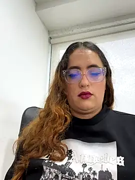 Snapshot of SussanMillerr_ chatting on 09-27-25, 09:31 SussanMillerr online show from 09-27-25, 09:31