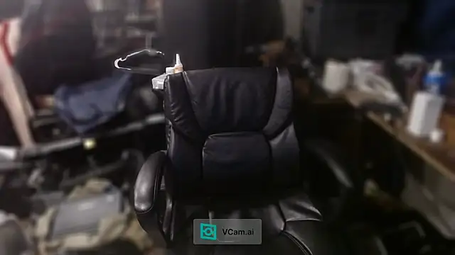 Snapshot of PeterHanglin chatting on 03-23-26, 10:08 PeterHanglin online show from 03-23-26, 10:08