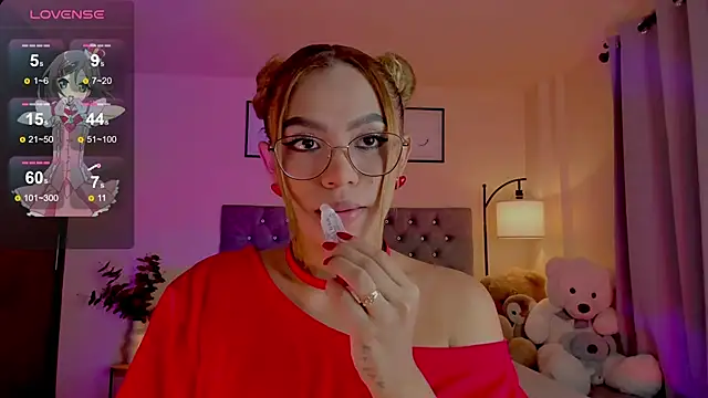 OxanaFedorova1- online show from 07-30-26, 10:09