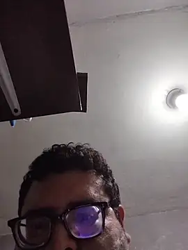 Santiagoqro85 online show from 03-29-26, 06:30