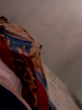 Snapshot of luzmelzinha chatting on 09-20-25, 12:39 luzmelzinha online show from 09-20-25, 12:39