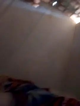 Snapshot of luzmelzinha chatting on 10-10-25, 12:04 luzmelzinha online show from 10-10-25, 12:04