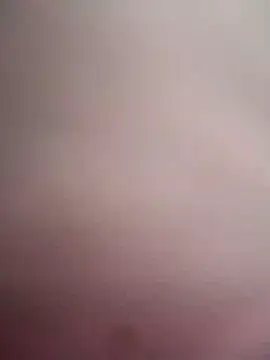 Snapshot of luzmelzinha chatting on 10-12-25, 12:53 luzmelzinha online show from 10-12-25, 12:53