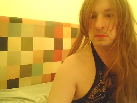 tuplaceroll online show from 11-25-25, 02:55