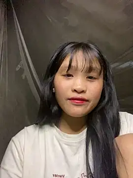Snapshot of mika-bae chatting on 10-06-25, 03:48 mika-bae online show from 10-06-25, 03:48