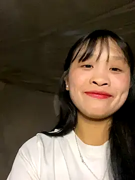 Snapshot of mika-bae chatting on 10-11-25, 08:35 mika-bae online show from 10-11-25, 08:35